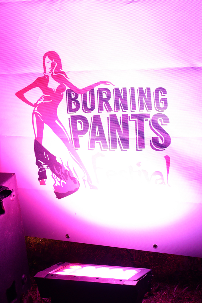 Lady Kitty´s Hell´s Belles Feuer Strip Burlesque- und Akrobatikshow : Burning Pants Erotik-Festival